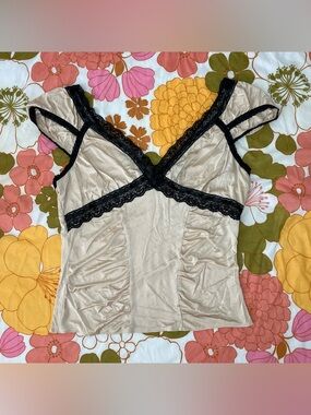 Vintage 90s Y2K Express Cream Gold Cap Sleeve Blouse with Black Trim